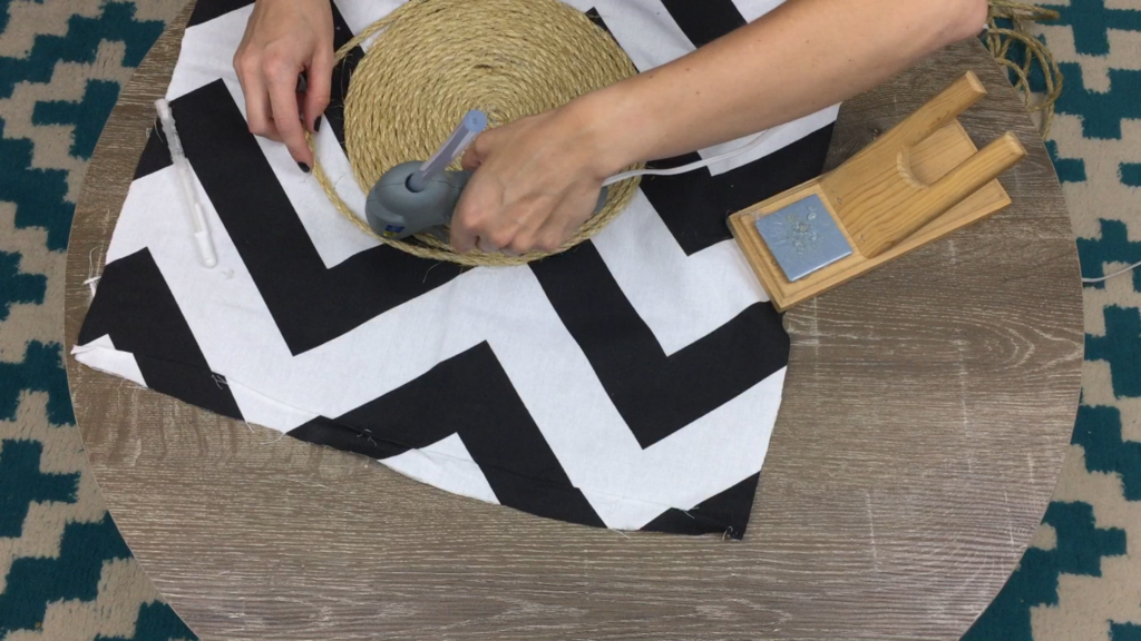 Stop here if you’ve been wondering how to make a rope charger! Check out my easy tutorial and create your own DIY rope placemat—for much cheaper than buying one! They will add texture and style to any table!