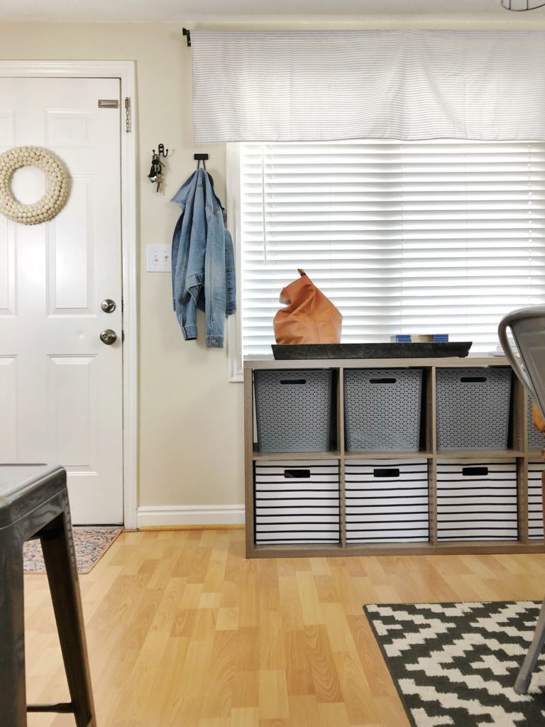 Try these LIFE-CHANGING drop zone ideas!  No mudroom drop zone?  No problem!  Create your own drop zone in your house: entryway, kitchen, anywhere—with these easy, DIY ideas!  #birkleylaneinteriors #organization #entryway #mudroom #dropzone #smallspace #smallhouse #smallspacestorage #garage #homedecor #diy #organizing #organizationideas #kitchen #kitchenstorage #smallkitchen #kitchenideas #entrywayideas